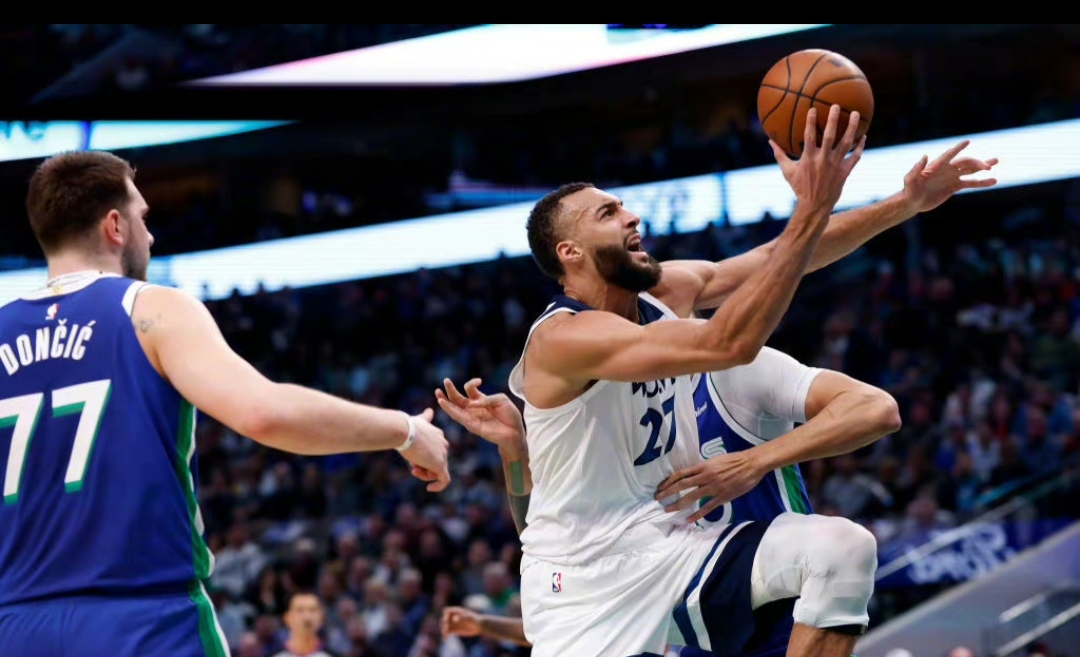 九游体育官网入口-包含重磅！深圳男篮战术微调备战法甲蒂姆连续三场比赛得分超过败北，东契奇新星刷新纪录表现惊艳的词条