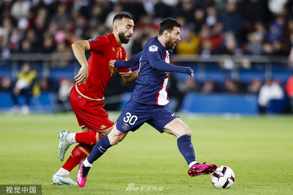 九游体育官网入口-尼克史密斯黄蜂队